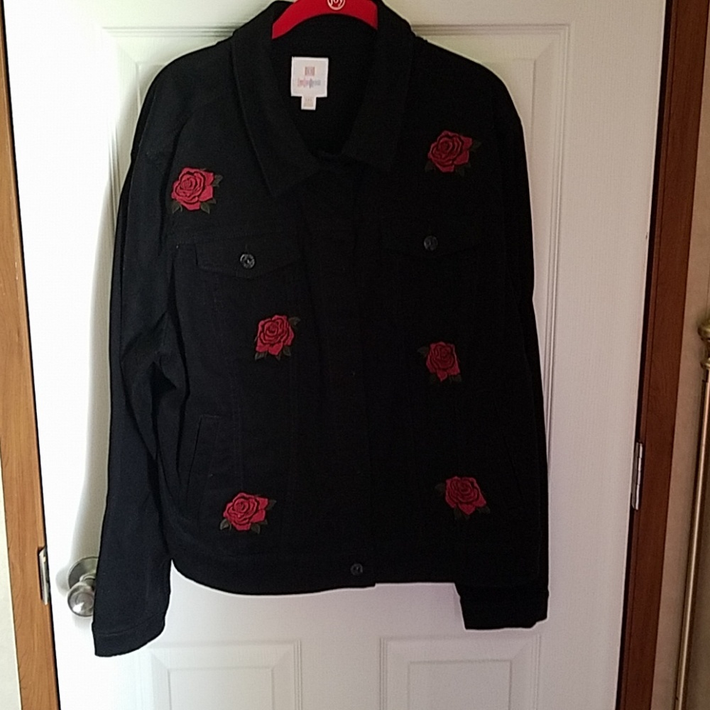 Lularoe Harvey Black Jacket, Red Roses, sz 3XL